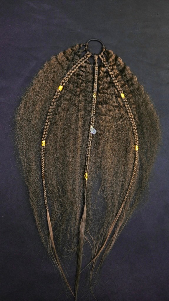 accessoire cheveux avec tresses et boucles crépus